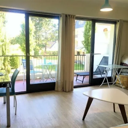 شقة ! Proche Plage Et Commerces, Studio Ideal ! *